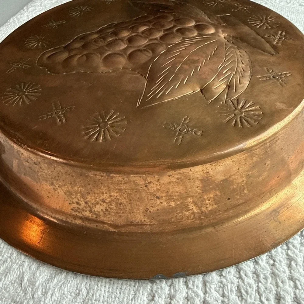 Antique Copper Grape Motif Brass Handles Kitchen Hanging Decor 10